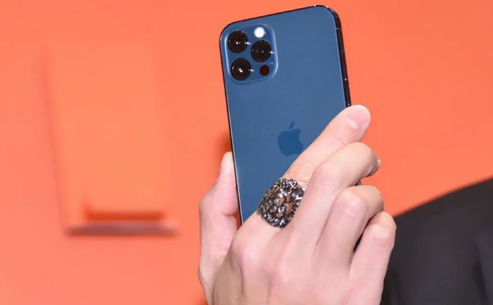 南郊苹果手机维修分享iPhone12系列重启方法教程 